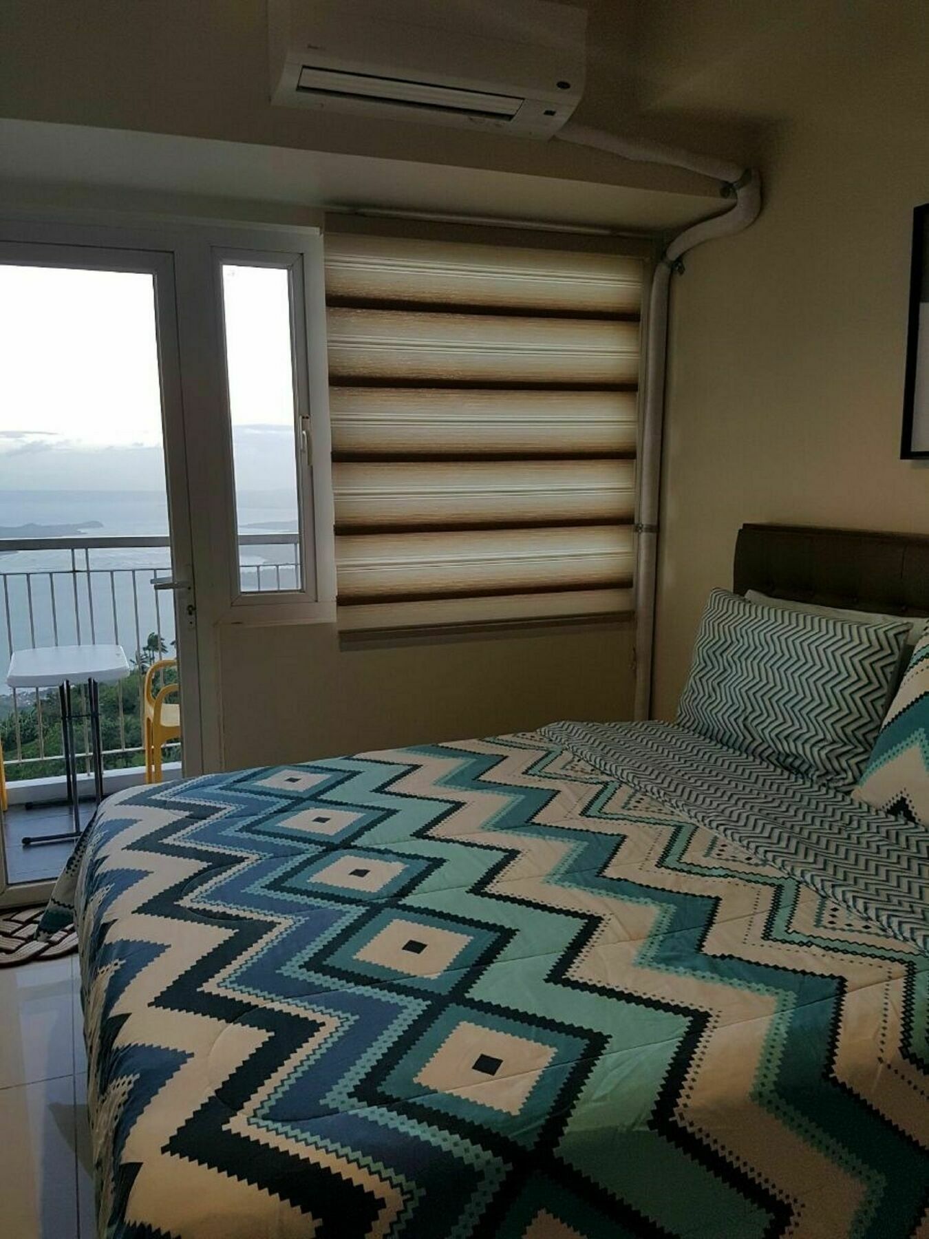 Blowing In The Wind - Lake View Apartments Tagaytay City Exterior foto
